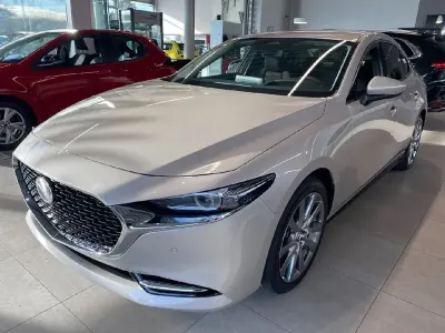 Neu Mazda 3 Exclusive-Line 186 PS (136 kW) 2026 Beige Limousine