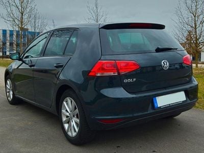 Gebraucht VW Golf VII LOUNGE 86 PS (63 kW) 2015 Grau Limousine