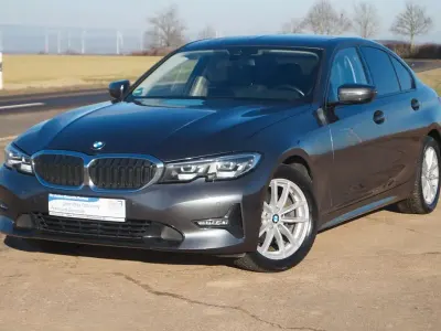 Brugt BMW 318 Sport Line 150 HK (110 kW) 2022 Grå Sedan