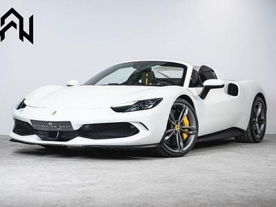 Usata Ferrari 296 143 CV (105 kW) 2025 Bianco Cabrio