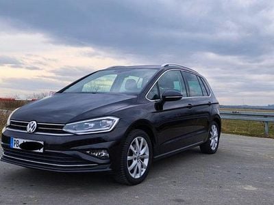 Gebraucht VW Golf VII Highline 125 PS (91 kW) 2018 Schwarz Limousine