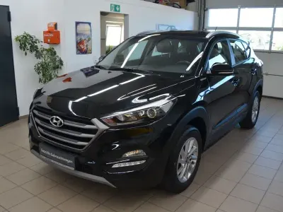 Gebraucht Hyundai Tucson Trend 132 PS (97 kW) 2017 Phantom black mineraleffekt SUV