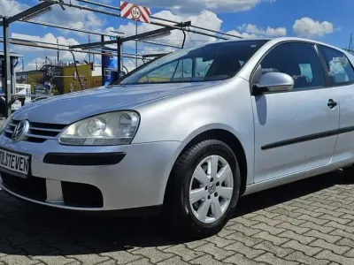 Gebraucht VW Golf IV Trendline 75 PS (55 kW) 2004 Reflexsilber metallic Kleinwagen