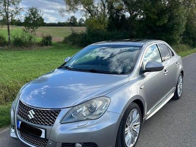 Suzuki Kizashi