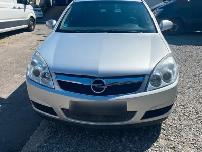 Gebraucht Opel Vectra 120 PS (88 kW) 2006 Silber Kombi