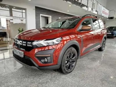 Käytetty Dacia Jogger Extreme 140 HP (102 kW) 2024 Ruskea Tila-auto