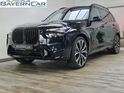 Gebraucht BMW X7 M Sport 352 PS (258 kW) 2026 Schwarz SUV