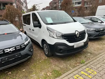 Gebraucht Renault Trafic 121 PS (88 kW) 2019 Weiß Van / Kleinbus