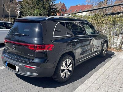 Mercedes EQB300