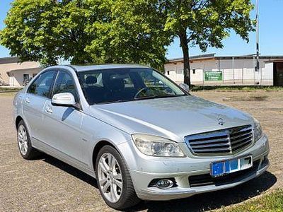 Second-hand Mercedes C320 Elegance 224 CP (164 kW) 2008 Argintiu Berlinǎ