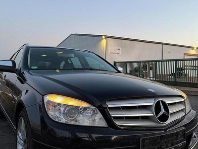 Schwarz Gebraucht 2008 Mercedes C220 Avantgarde Kombi | 8.900 € (Etwas zu teuer)