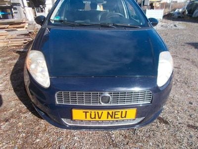 Gebraucht Fiat Punto Active 65 PS (47 kW) 2009 Blau Kleinwagen