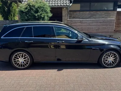 Gebraucht Mercedes C63 AMG AMG 555 PS (408 kW) 2019 Schwarz Kombi
