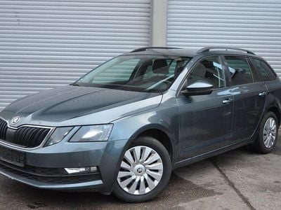 Gebraucht Skoda Octavia Ambition 116 PS (85 kW) 2017 Grau Kombi