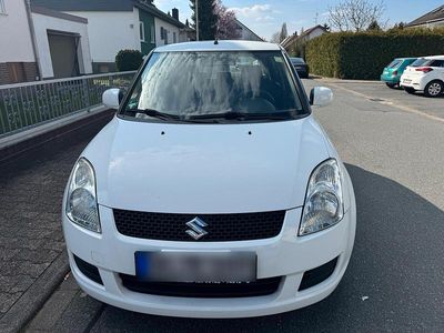 Gebraucht Suzuki Swift Club 92 PS (67 kW) 2008 Weiß Kleinwagen