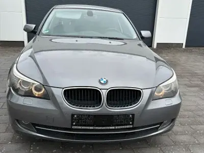 Używany BMW 520 177 KM (130 kW) 2009 Szary Sedan/Limuzyna