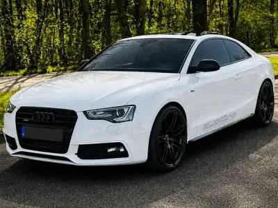 Gebraucht Audi A5 Competition 177 PS (130 kW) 2013 Weiß Coupé