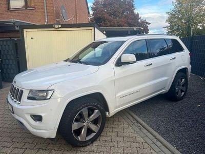 Gebraucht Jeep Grand Cherokee Overland 250 PS (183 kW) 2016 Weiß SUV