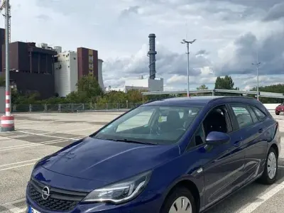 Gebraucht Opel Astra Business 110 PS (80 kW) 2016 Blau Kombi