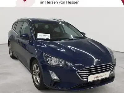 Używany Ford Focus Cool & Connect 150 KM (110 kW) 2020 Niebieski Sedan/Limuzyna