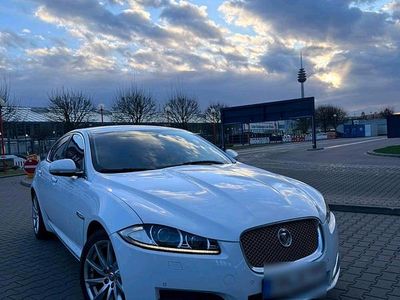 Begagnad Jaguar XF 200 HK (147 kW) 2014 Vit Sedan