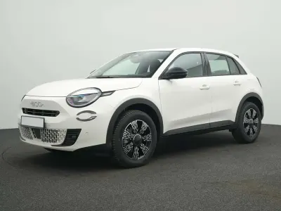 Gebraucht Fiat 600 Business 101 PS (74 kW) 2025 Weiß SUV