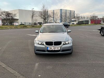 gebraucht BMW 320 i -