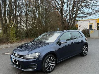 Blau Gebraucht 2015 VW Golf LOUNGE Limousine | 11.400 € (Fairer Preis)