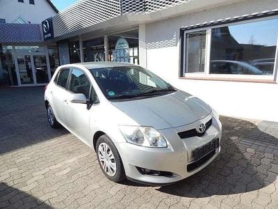 Gebraucht Toyota Auris Sol 124 PS (91 kW) 2009 Silber Kleinwagen