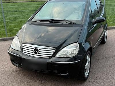 Second-hand Mercedes A190 Avantgarde 125 CP (91 kW) 2001 Negru Hatchback