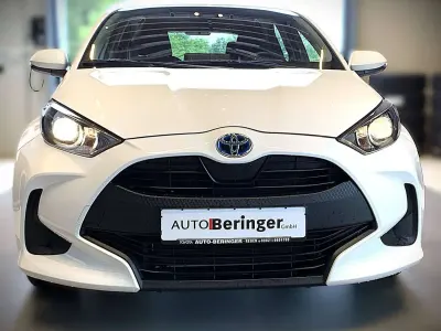 Gebraucht Toyota Yaris Hybrid Business Edition 116 PS (85 kW) 2022 Super white 2 Kleinwagen
