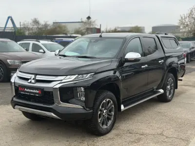Begagnad Mitsubishi L200 Top 150 HK (110 kW) 2020 Svart Pickup