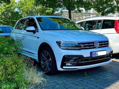 gebraucht VW Tiguan VW2.0 TDI 4Motion R Line 239PS Oryx