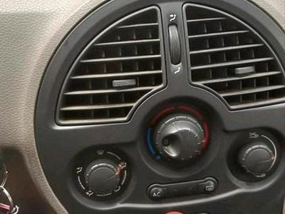 Gebraucht Renault Modus 75 PS (55 kW) 2005 Grün Van / Kleinbus