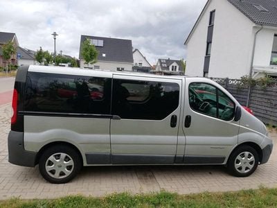 Usata Renault Trafic 112 CV (82 kW) 2011 Grigio Monovolume