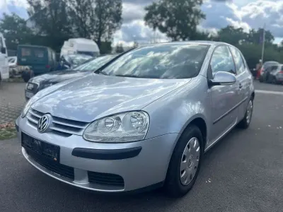 Gebraucht VW Golf IV Trendline 102 PS (75 kW) 2005 Silber Limousine
