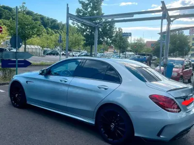 Gebraucht Mercedes C220 AMG line 170 PS (125 kW) 2015 Blau Limousine