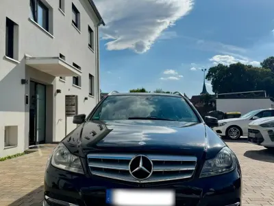 Gebraucht Mercedes C200 136 PS (100 kW) 2014 Schwarz Kombi