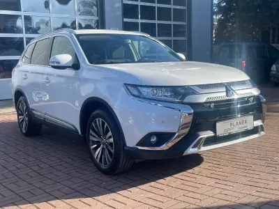 Gebraucht Mitsubishi Outlander Diamant Edition 150 PS (110 kW) 2019 Weiß SUV