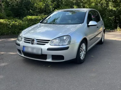 Gebraucht VW Golf V 115 PS (84 kW) 2003 Silber Kleinwagen