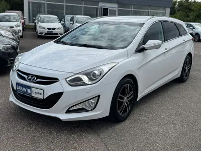 Gebraucht Hyundai i40 Edition 135 PS (99 kW) 2013 Weiß Kombi
