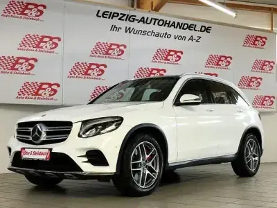 Używany Mercedes GLC250 AMG line 211 KM (155 kW) 2019 Biały SUV