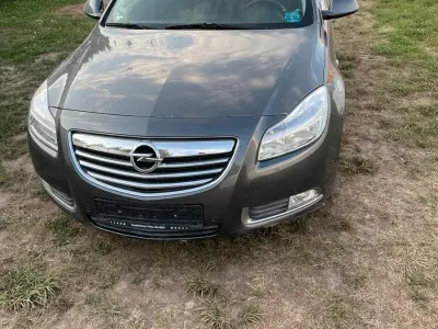 Gebraucht Opel Insignia 163 PS (119 kW) 2009 Grau Kombi