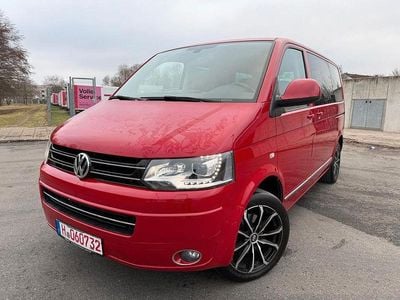 Second-hand VW T5 Comfortline 140 CP (102 kW) 2015 Roșu Van
