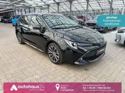 Gebraucht Toyota Corolla Team 98 PS (72 kW) 2022 Schwarz Kombi