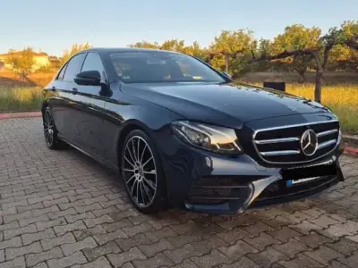 Gebraucht Mercedes E400 AMG 340 PS (250 kW) 2019 Blau Limousine