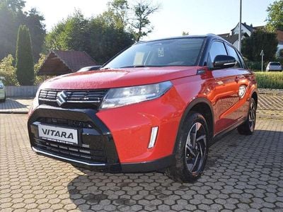 Neu Suzuki Vitara Comfort+ 110 PS (80 kW) 2026 Bright red / black SUV