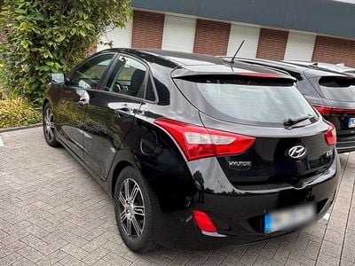 Schwarz Gebraucht 2015 Hyundai i30 Limousine | 7.000 € (Teuer)