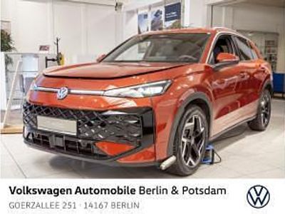 Neu VW T-Roc R-line 150 PS (110 kW) 2026 Rot (flame red metallic) SUV