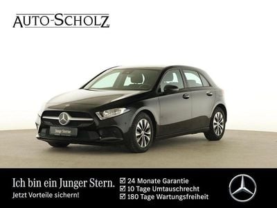 Schwarz Gebraucht 2022 Mercedes A180 Business Limousine | 21.625 € (Guter Preis)